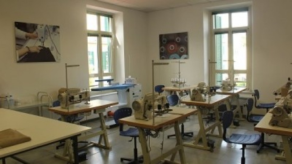 Corso addetto alla sartoria (in presenza) - gratuito